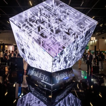 cubo_giant_1_0004_cubo_giant_2